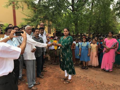 Welcoming students and parents enrolled in 5th, 8th standard
