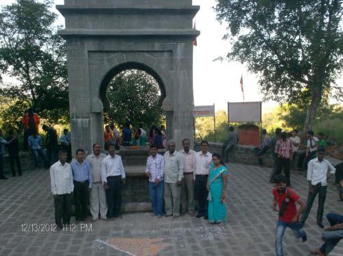 Industrial Visit To Gokul Shirgaon, Kolhapur in 2010 Students and Staff.